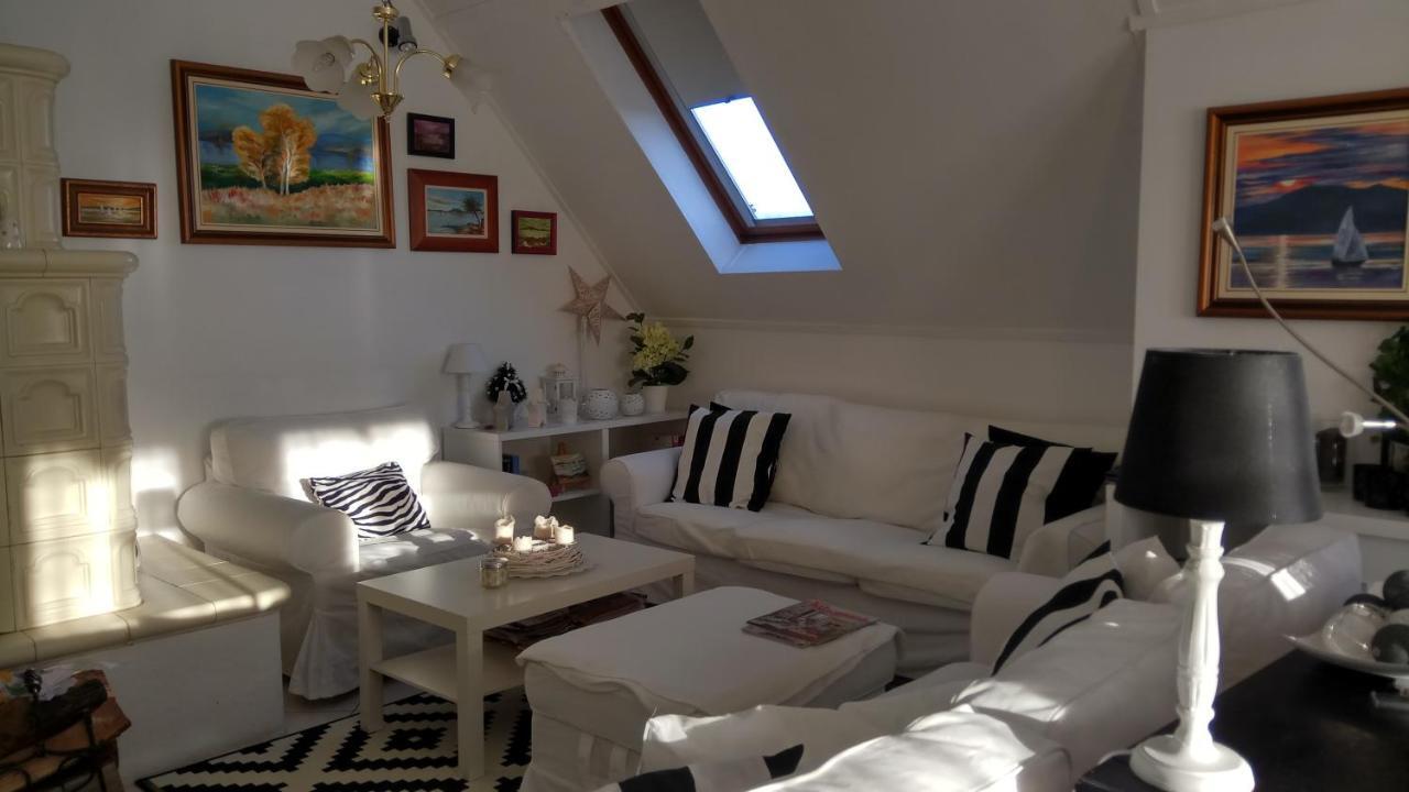 Leander Apartman بالاتوليلّي المظهر الخارجي الصورة